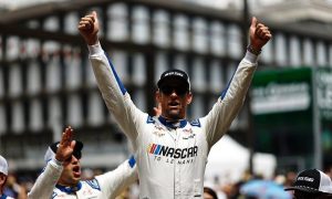 Button planning full-time return to racing in 2024