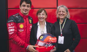 Leclerc cleared by Villeneuve family to use tribute helmet